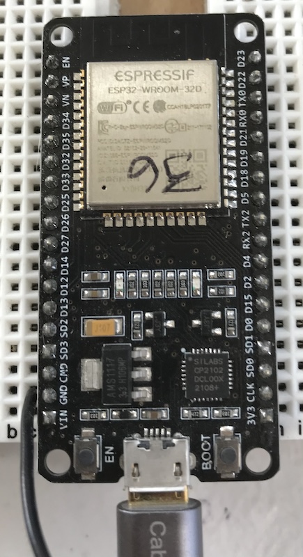 ESP32-WROOM-32D-.jpeg